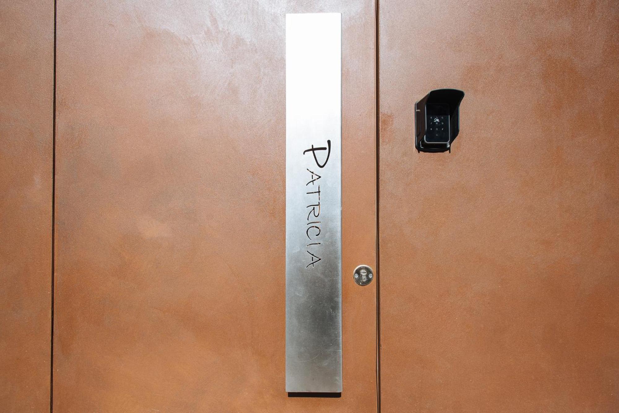 Loft Patricia Nervion Apartment Seville Exterior photo